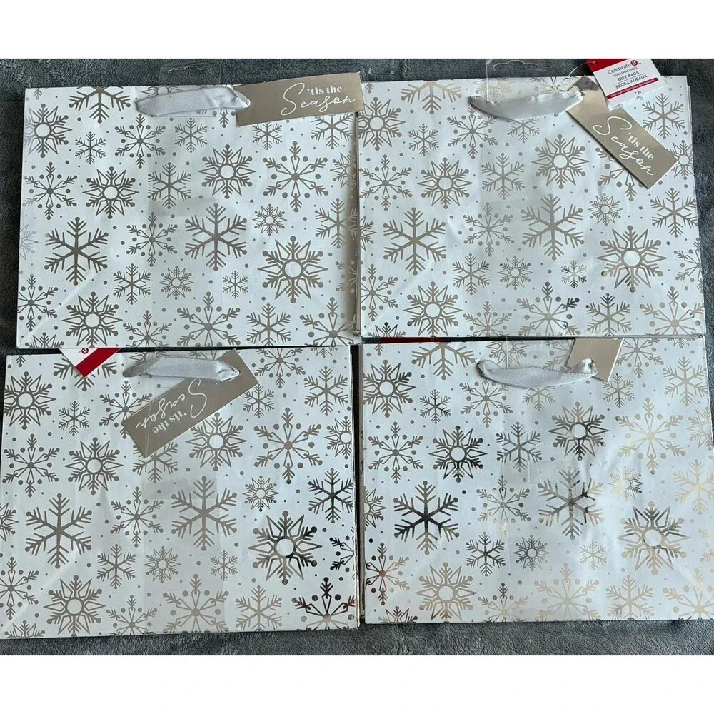 Set of 8  Christmas Gift Bags Happy Holidays  Metallic Holiday Bags